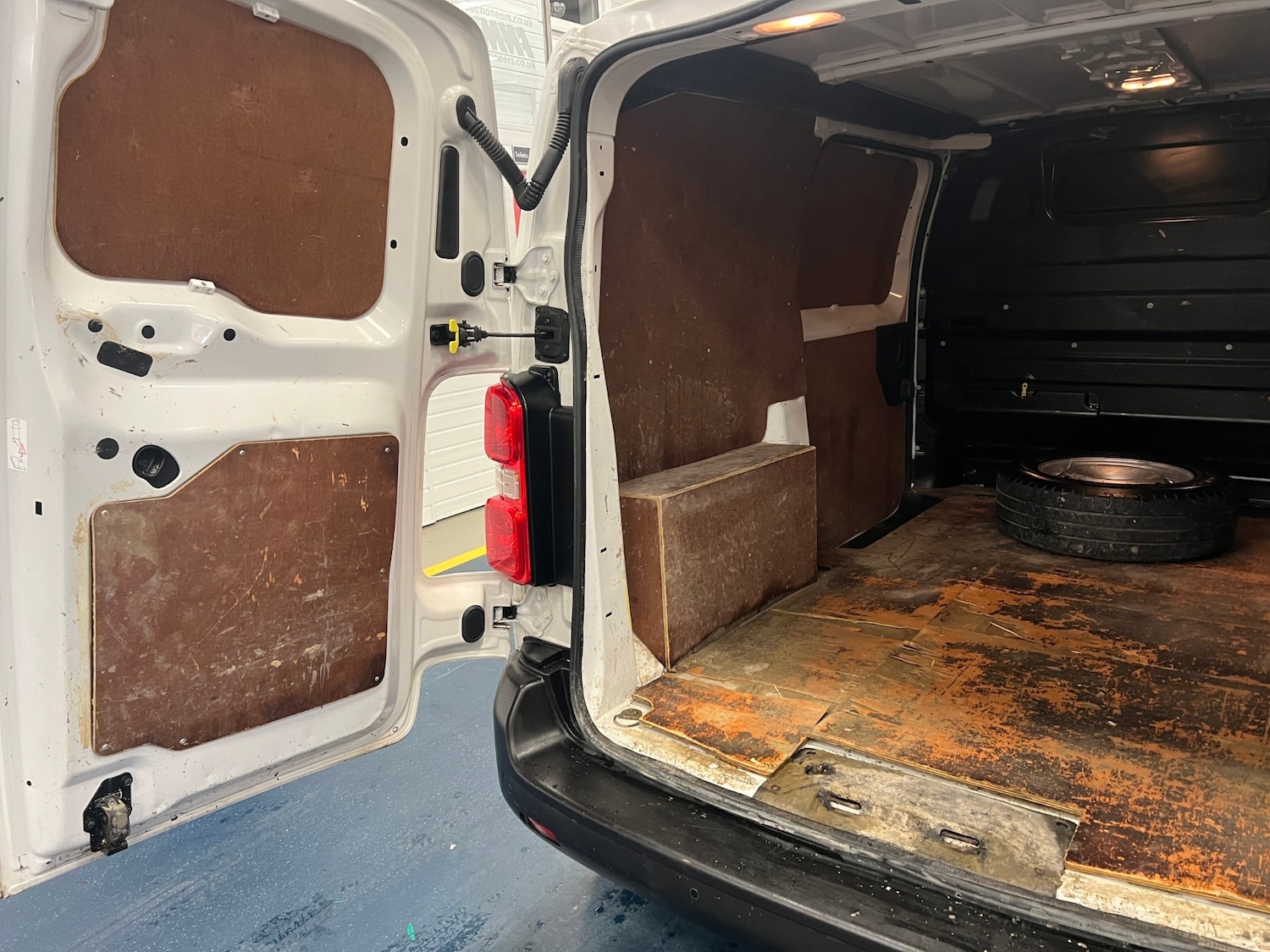 Used Peugeot Expert 2019 for sale - 76709210: Photo 15