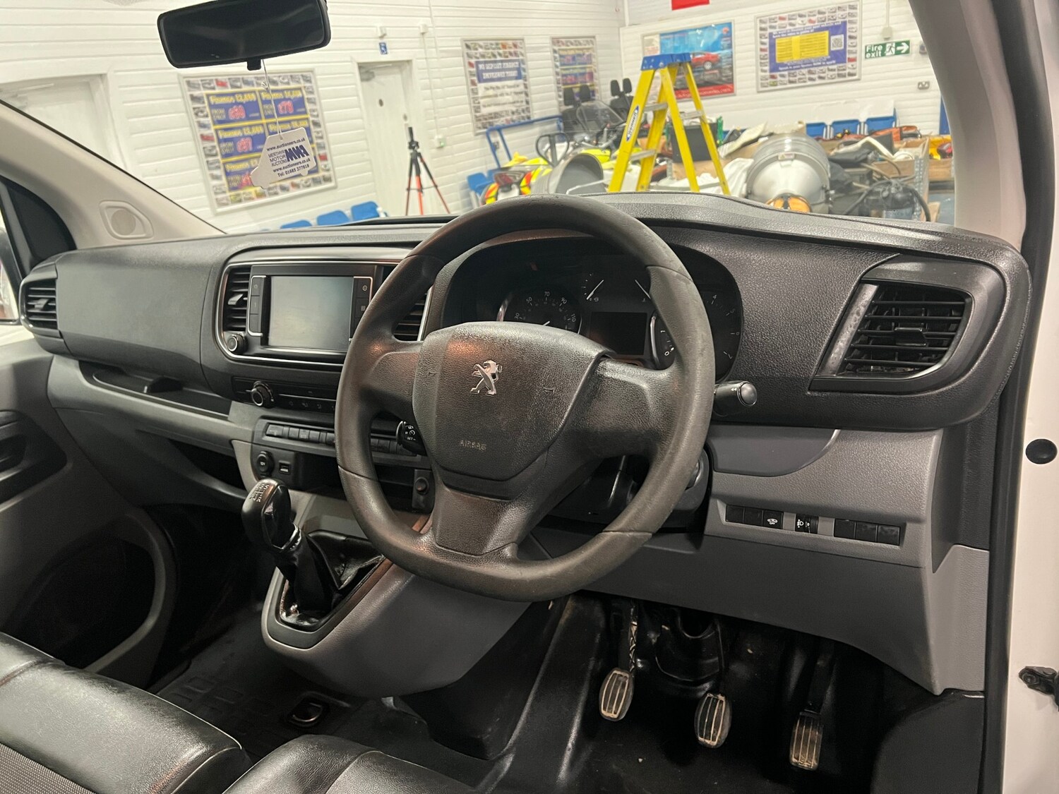Used Peugeot Expert 2019 for sale - 76709210: Photo 18