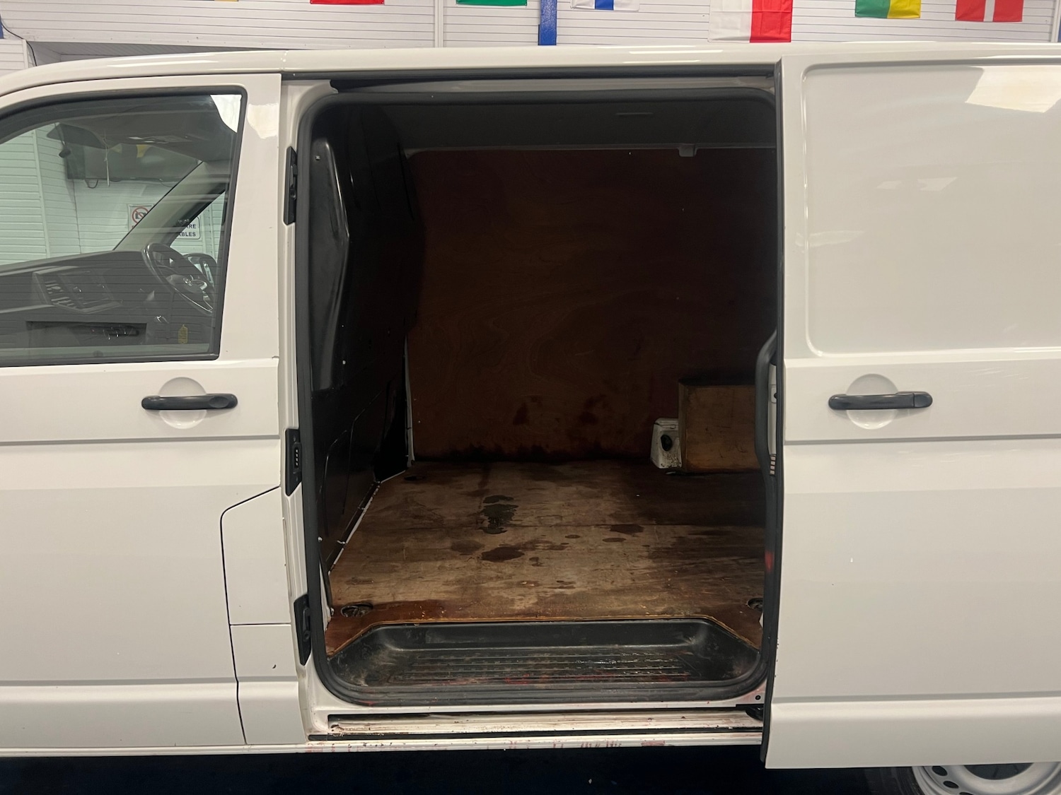 Used Volkswagen Transporter 2020 for sale - 77592259: Photo 7