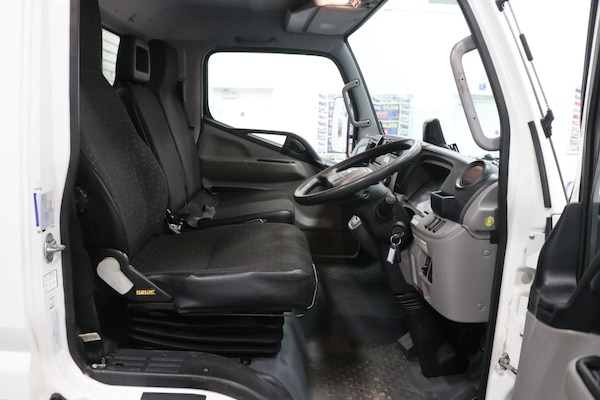 Used Mitsubishi Canter 2019 for sale - 73721575: Photo 9