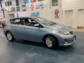 Used Toyota Auris 2014 for sale - 77151354: Photo