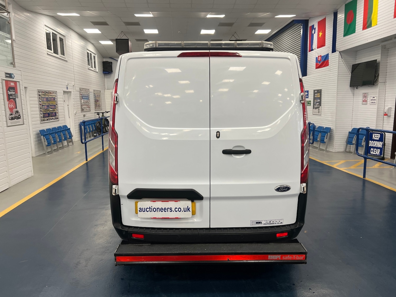 Used Ford Transit Custom 2021 for sale - 78177177: Photo 9