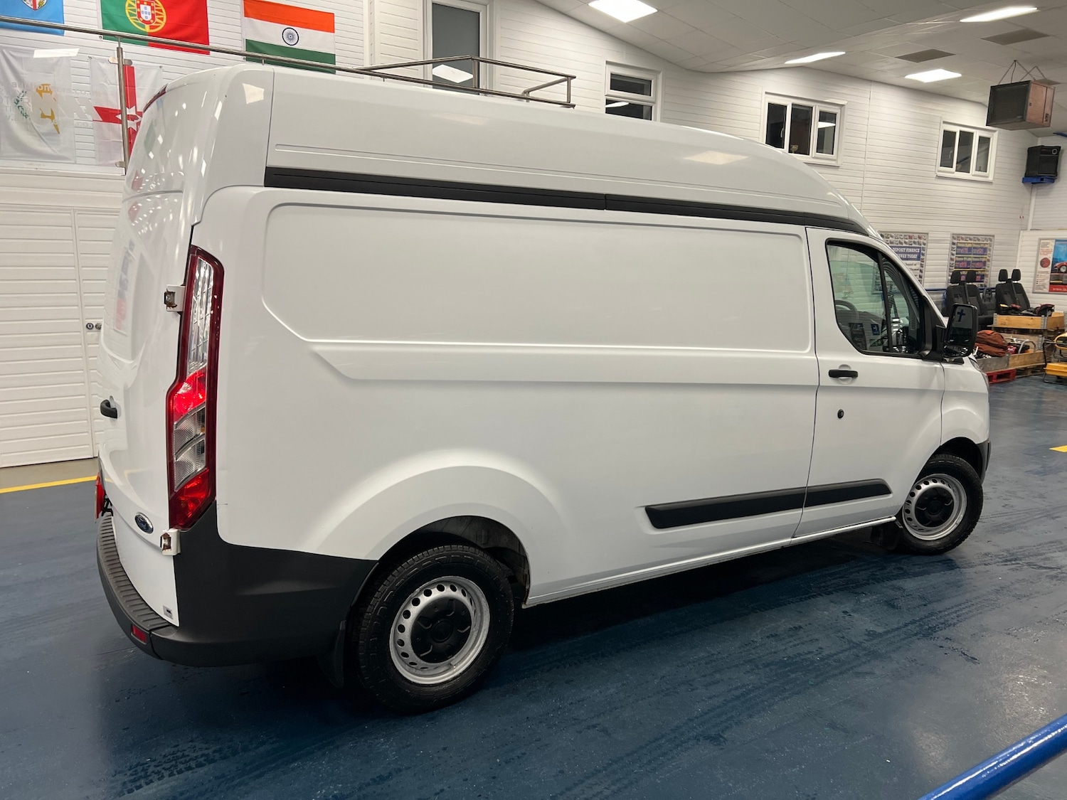 Used Ford Transit Custom 2017 for sale - 77148548: Photo 5