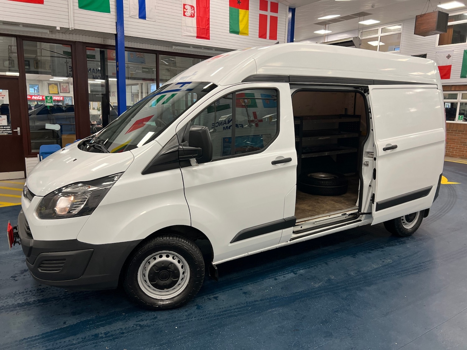 Used Ford Transit Custom 2017 for sale - 77148548: Photo 6