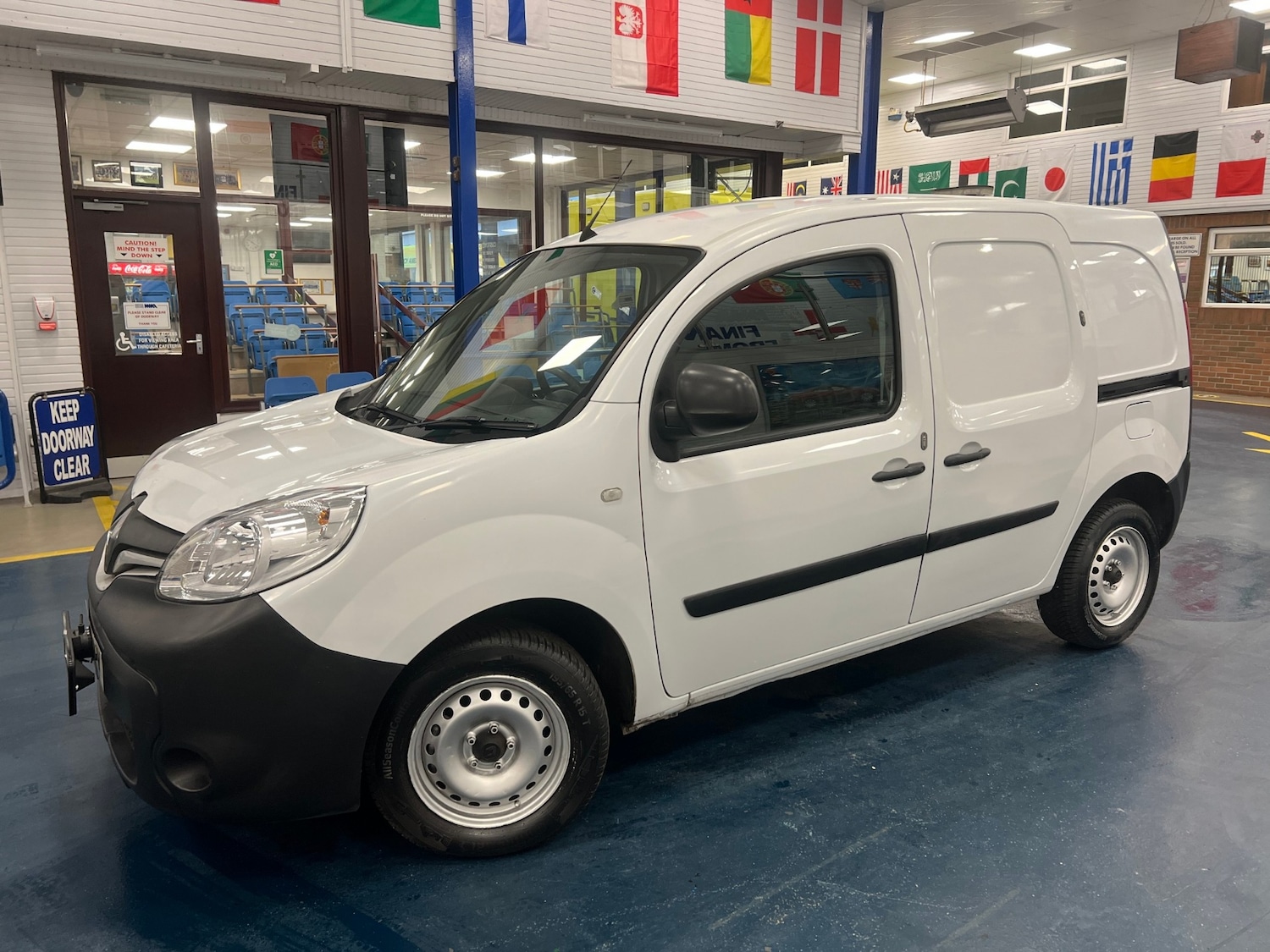 Used Renault Kangoo 2019 for sale - 76696574: Photo 3