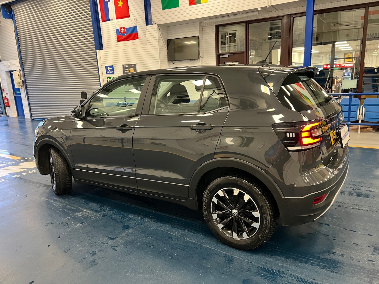 Used Volkswagen T-Cross 2020 for sale - 77459723: Photo 4