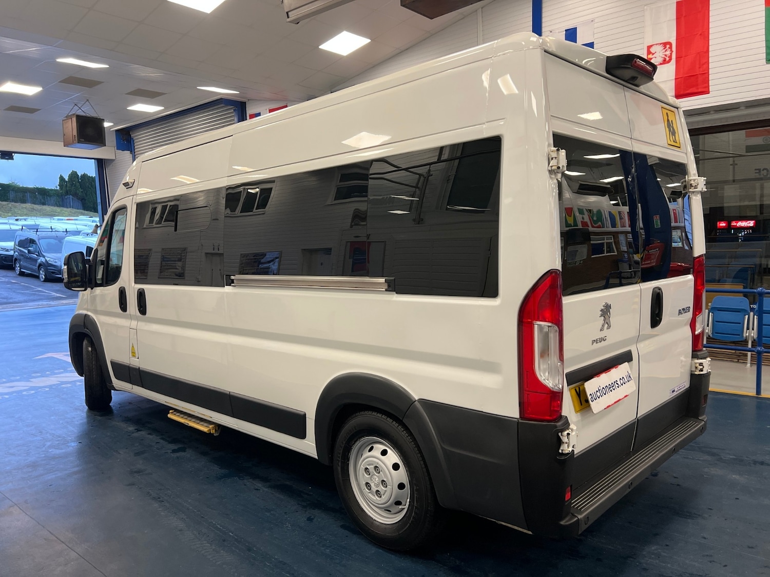 Used Peugeot Boxer 2017 for sale - 77687498: Photo 4
