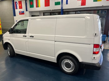 Used Volkswagen Transporter 2015 for sale - 78542603: Photo