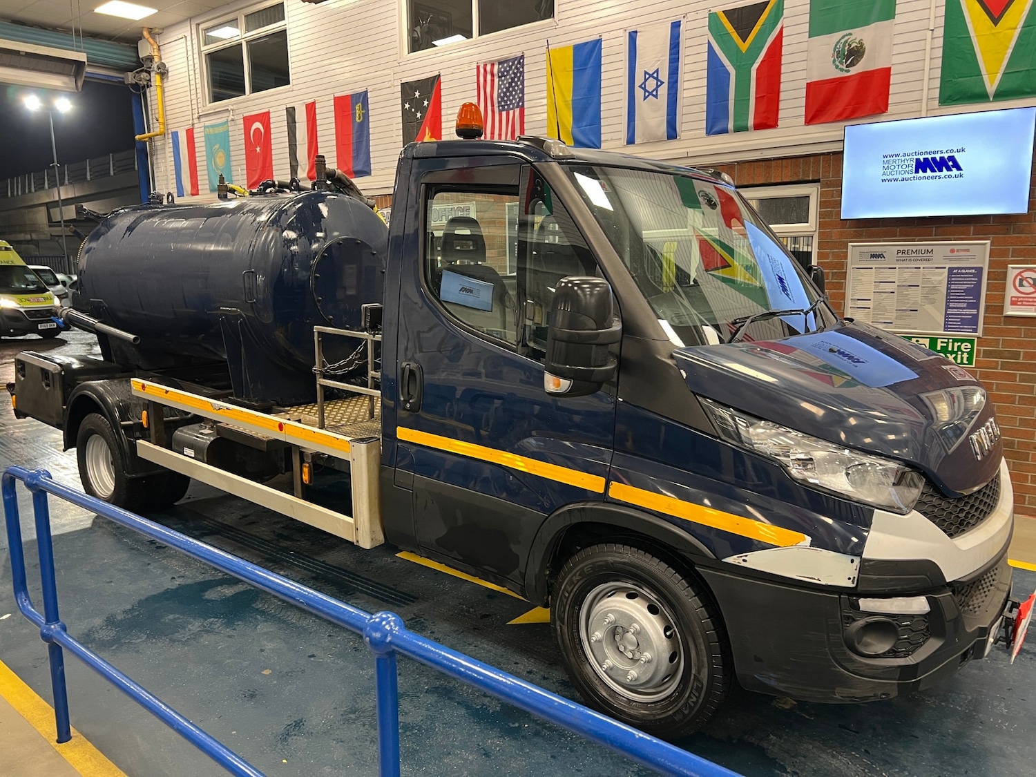 Used Iveco Daily 2016 for sale - 77222912: Photo 2