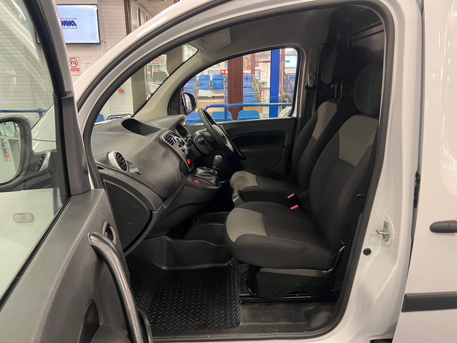 Used Renault Kangoo 2021 for sale - 76971145: Photo 15