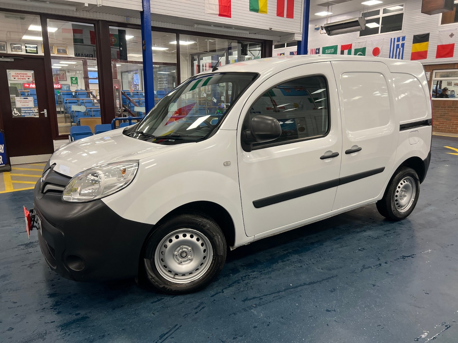Used Renault Kangoo 2021 for sale - 76971145: Photo 3