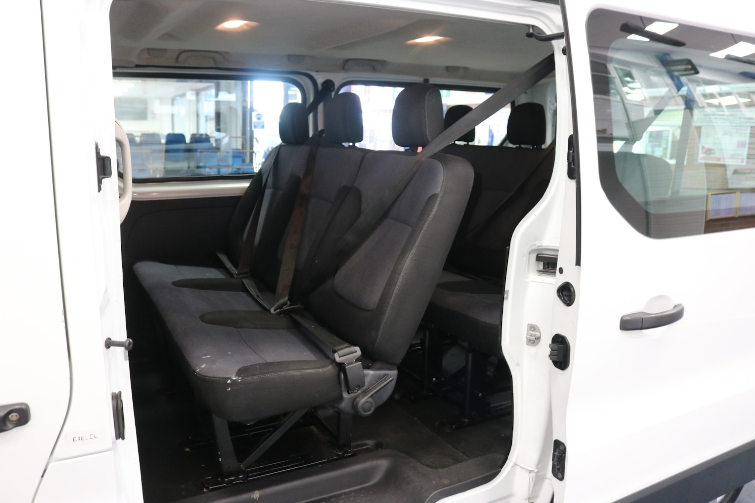 Used Vauxhall Vivaro 2018 for sale - 77148717: Photo 11