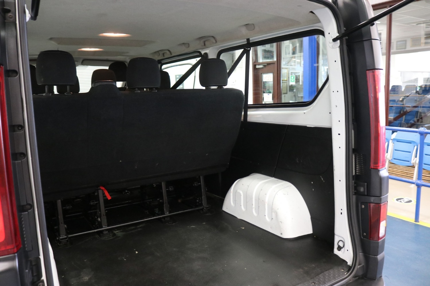 Used Vauxhall Vivaro 2018 for sale - 77148717: Photo 16