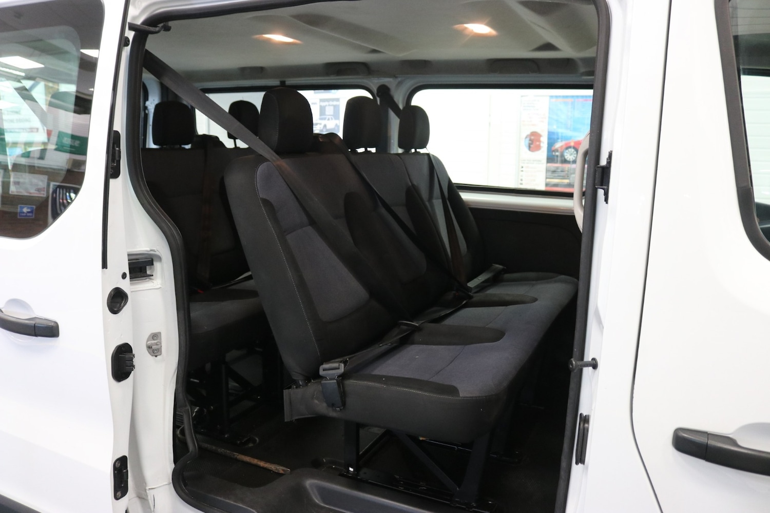 Used Vauxhall Vivaro 2018 for sale - 77148717: Photo 8