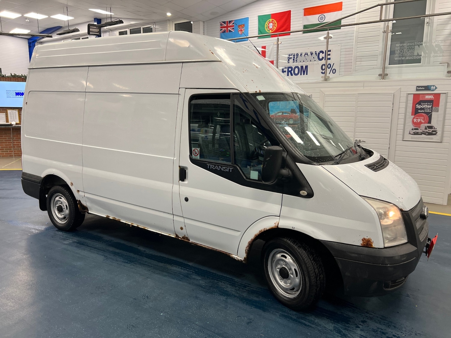 Used Ford Transit 2012 for sale - 76920172: Photo 2
