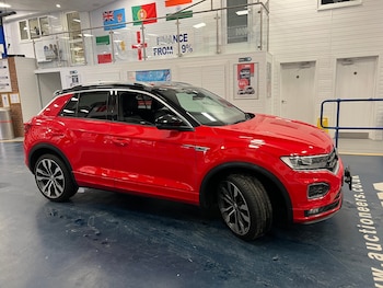 Used Volkswagen T-Roc 2020 for sale - 77603776: Photo