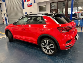 Used Volkswagen T-Roc 2020 for sale - 77603776: Photo