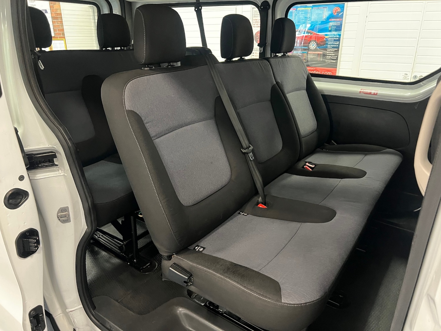 Used Vauxhall Vivaro 2018 for sale - 76055539: Photo 9