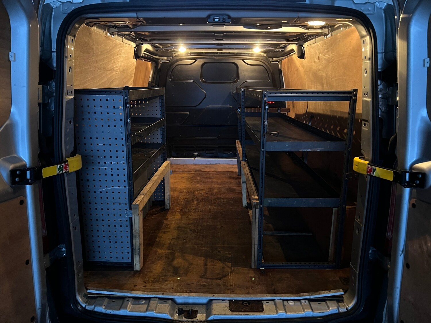 Used Ford Transit Custom 2018 for sale - 77349843: Photo 11