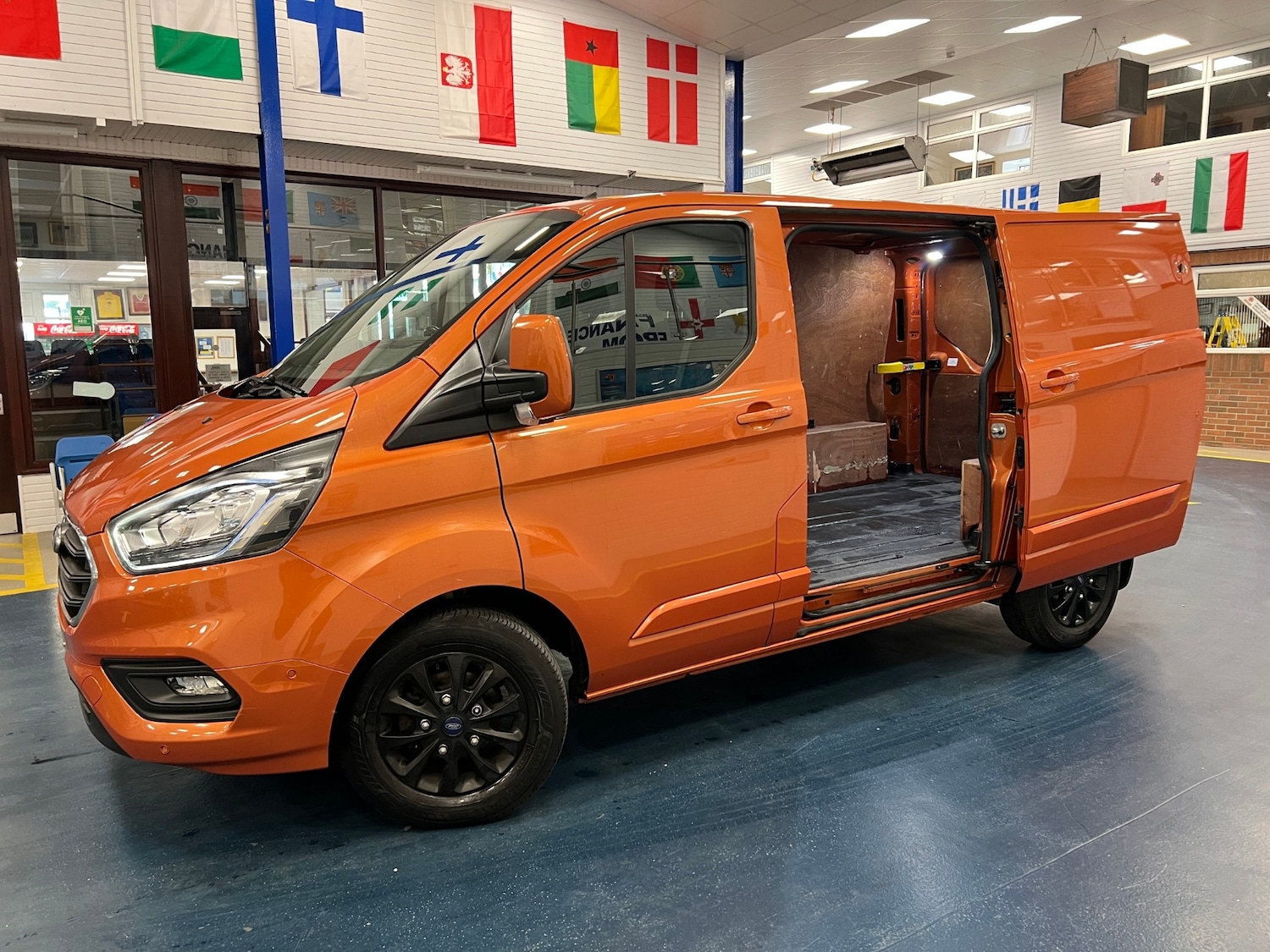 Used Ford Transit Custom 2020 for sale - 76184124: Photo 6