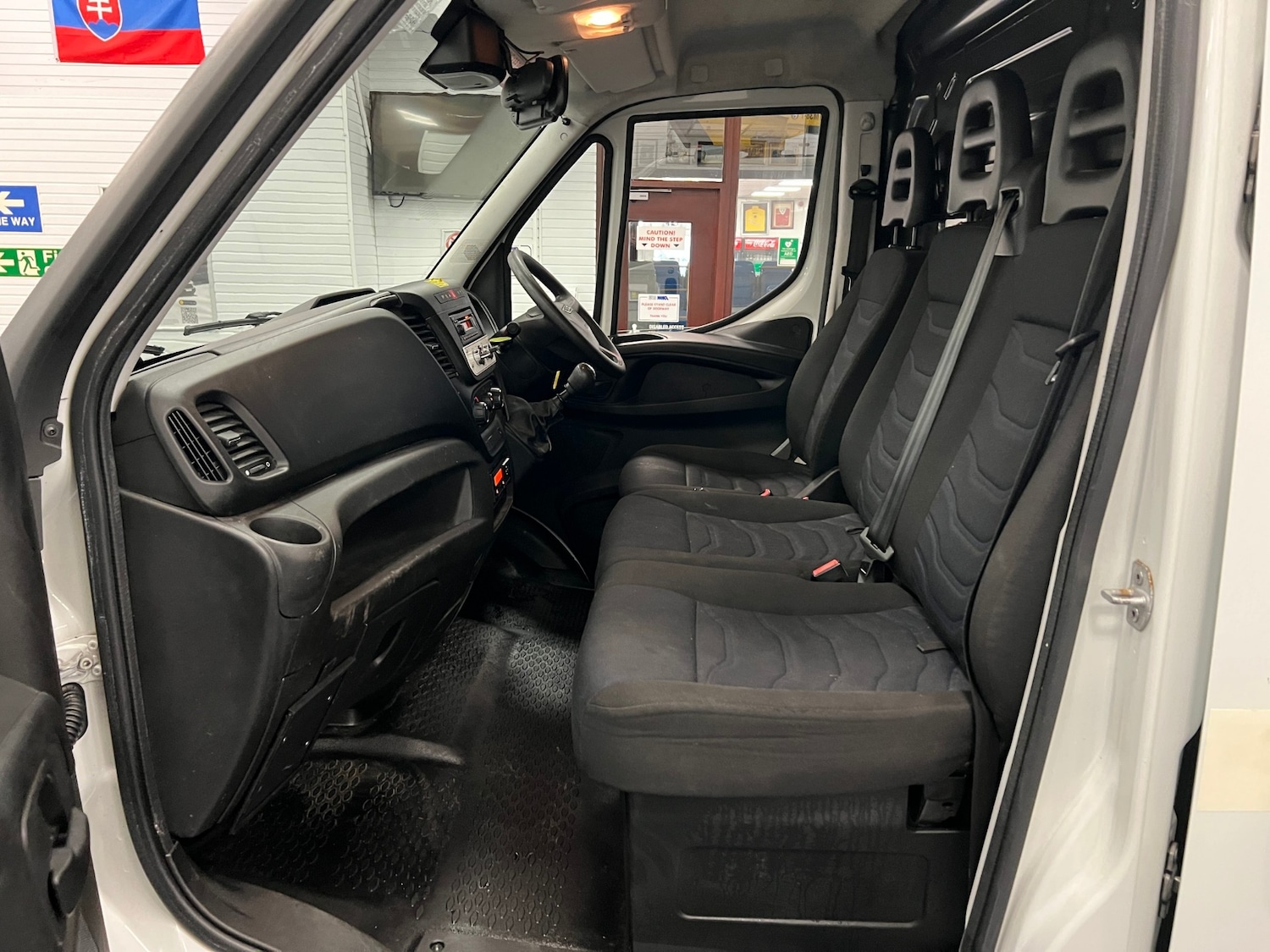Used Iveco Daily 2018 for sale - 76577158: Photo 12