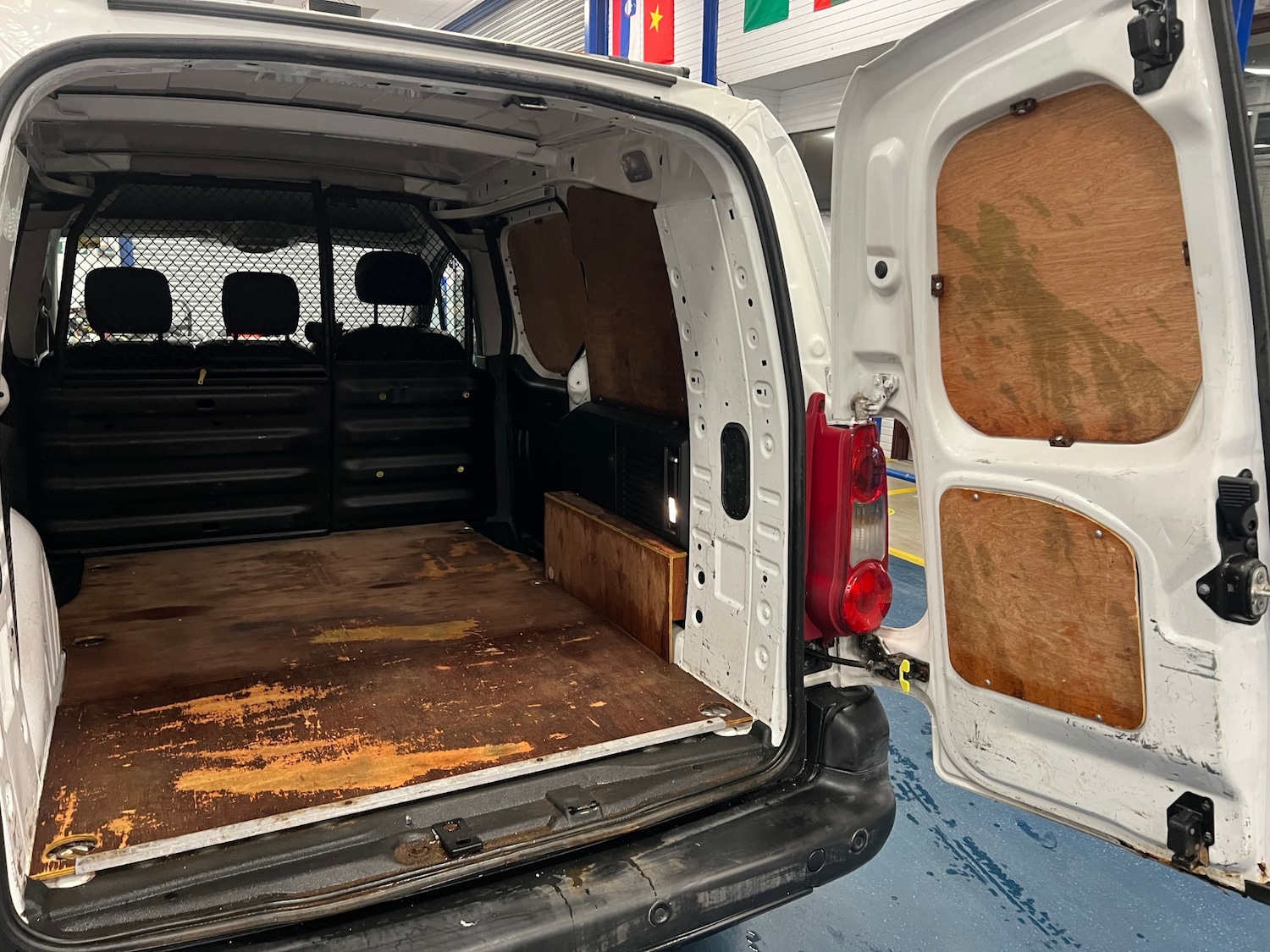 Used Citroen Berlingo 2010 for sale - 76907757: Photo 16