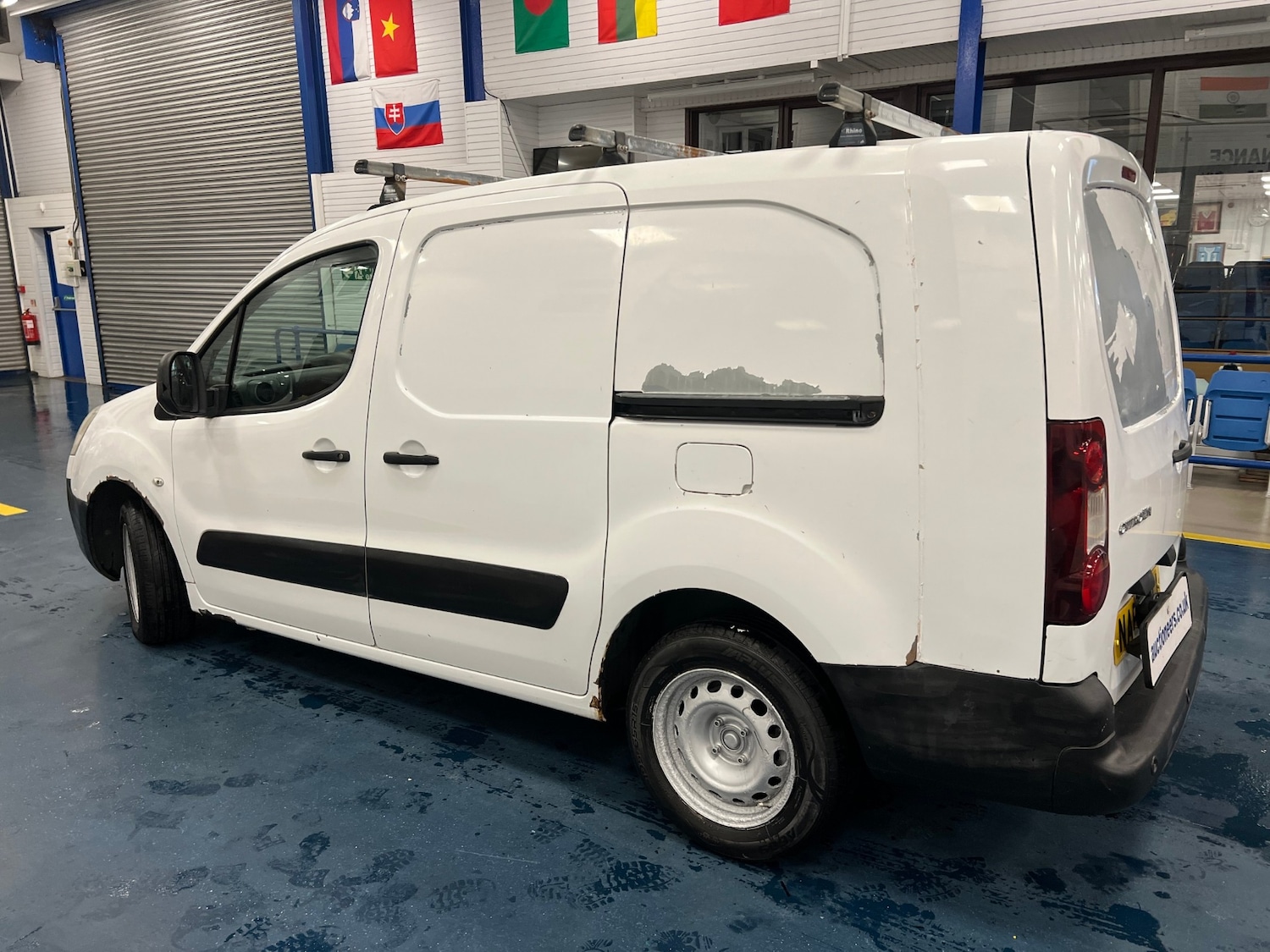 Used Citroen Berlingo 2010 for sale - 76907757: Photo 4