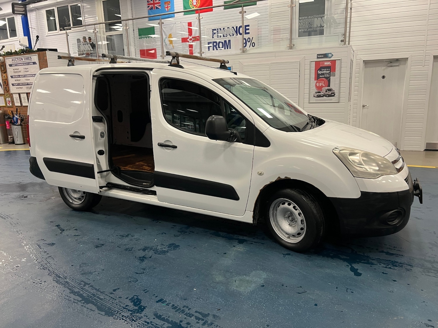 Used Citroen Berlingo 2010 for sale - 76907757: Photo 6