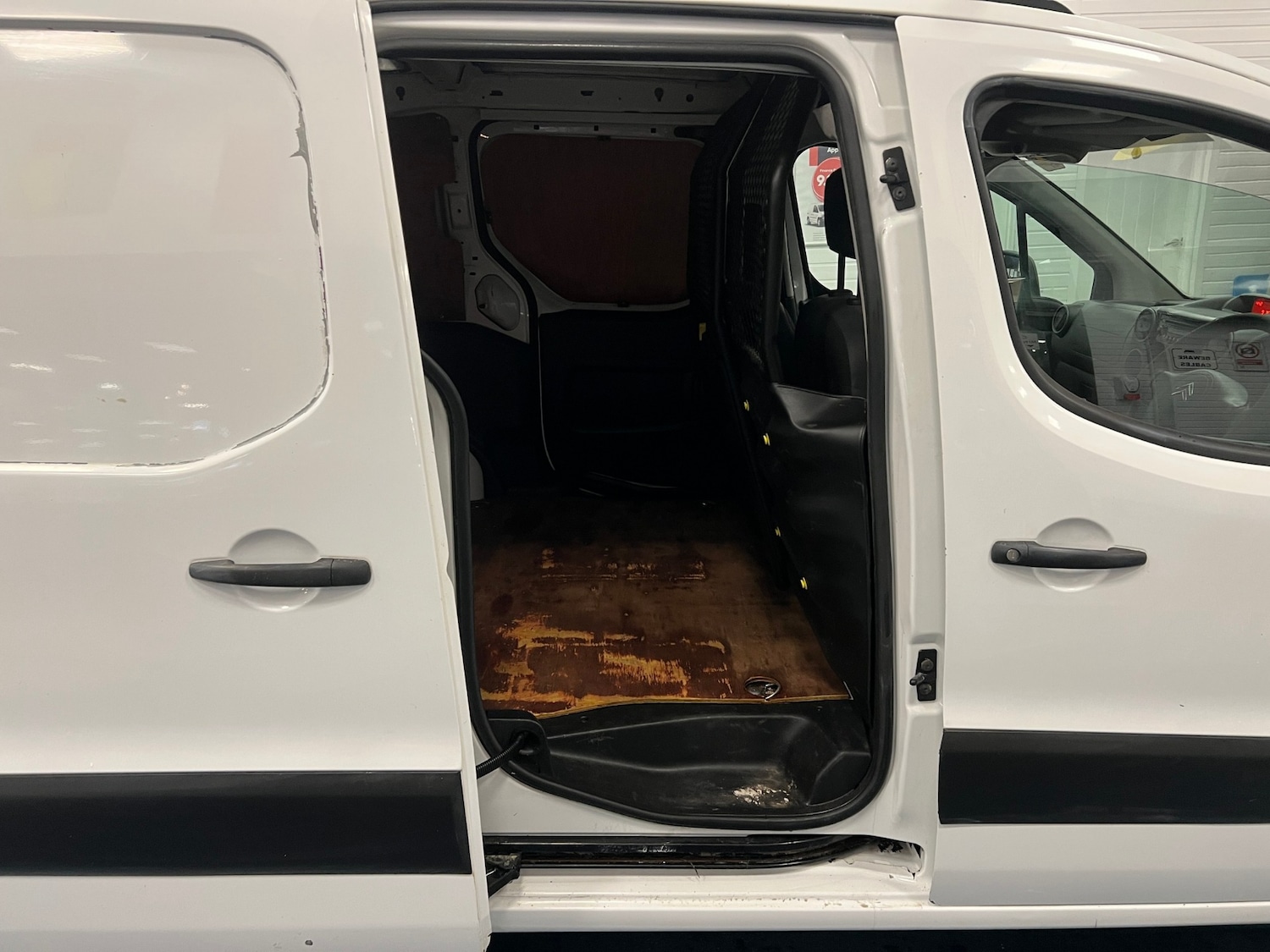 Used Citroen Berlingo 2010 for sale - 76907757: Photo 7