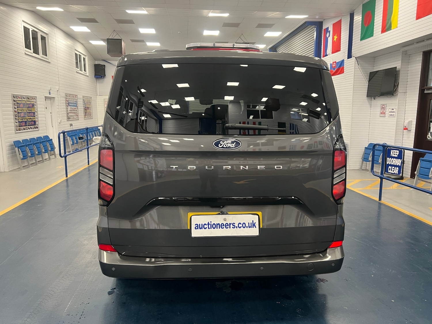 Used Ford Tourneo Custom 2024 for sale - 77901779: Photo 13