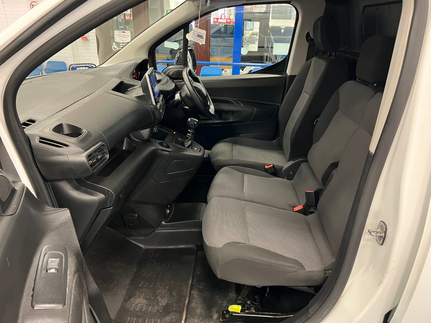 Used Peugeot Partner 2022 for sale - 76861679: Photo 12