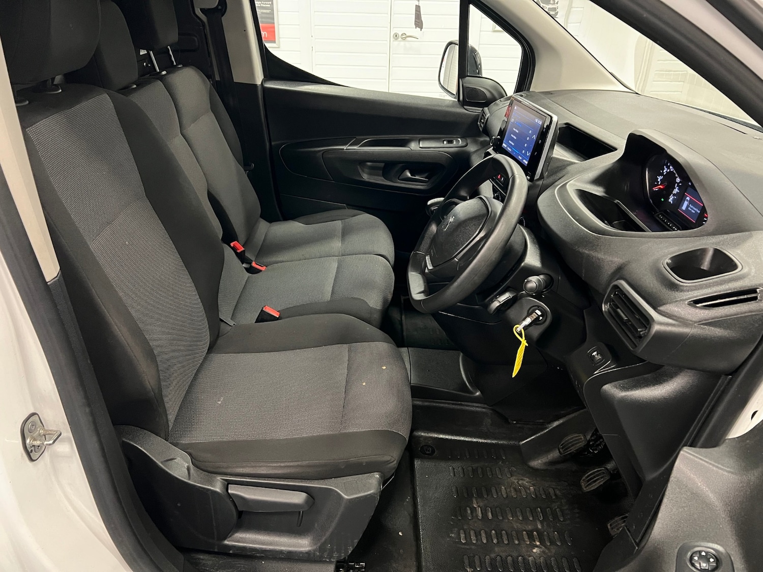 Used Peugeot Partner 2022 for sale - 76861679: Photo 13