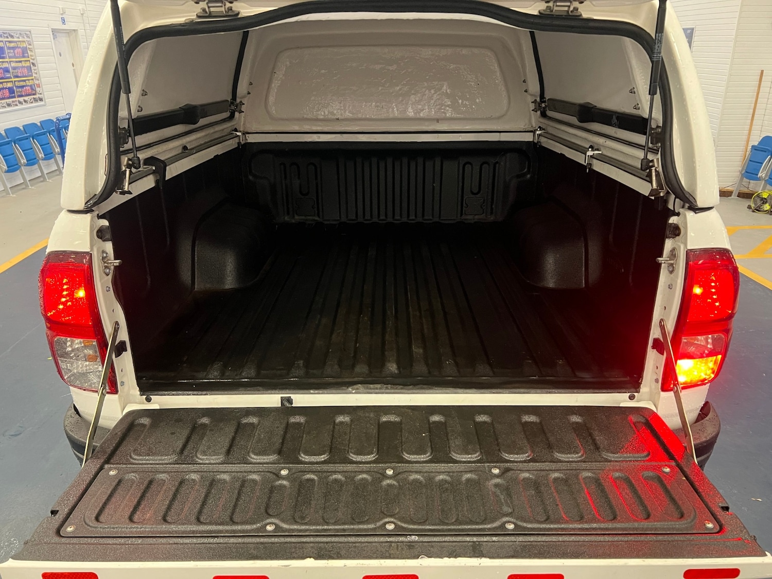 Used Toyota Hilux 2017 for sale - 77687562: Photo 10