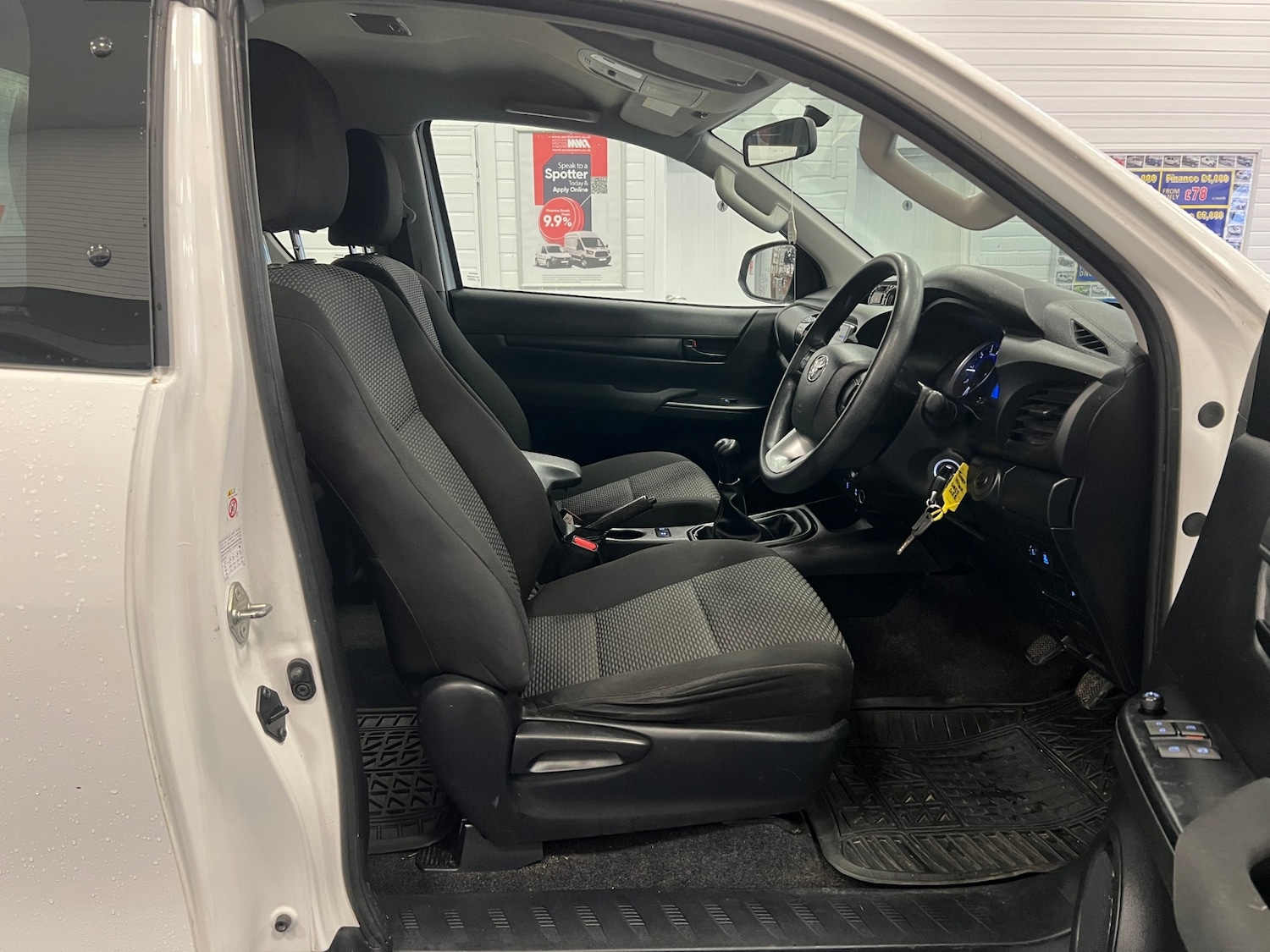 Used Toyota Hilux 2017 for sale - 77687562: Photo 16