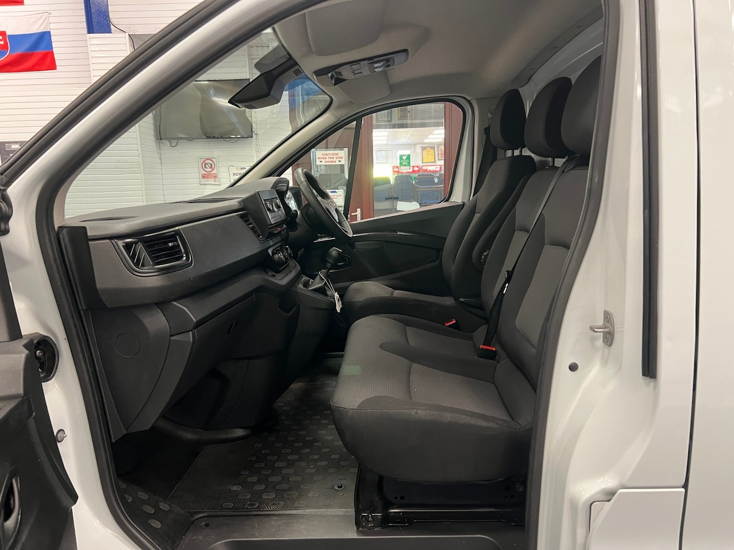 Used Renault Trafic 2022 for sale - 77759072: Photo 13