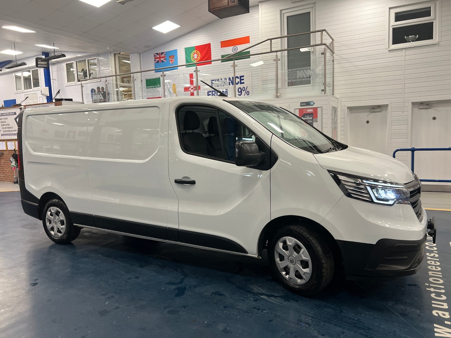 Used Renault Trafic 2022 for sale - 77759072: Photo 2