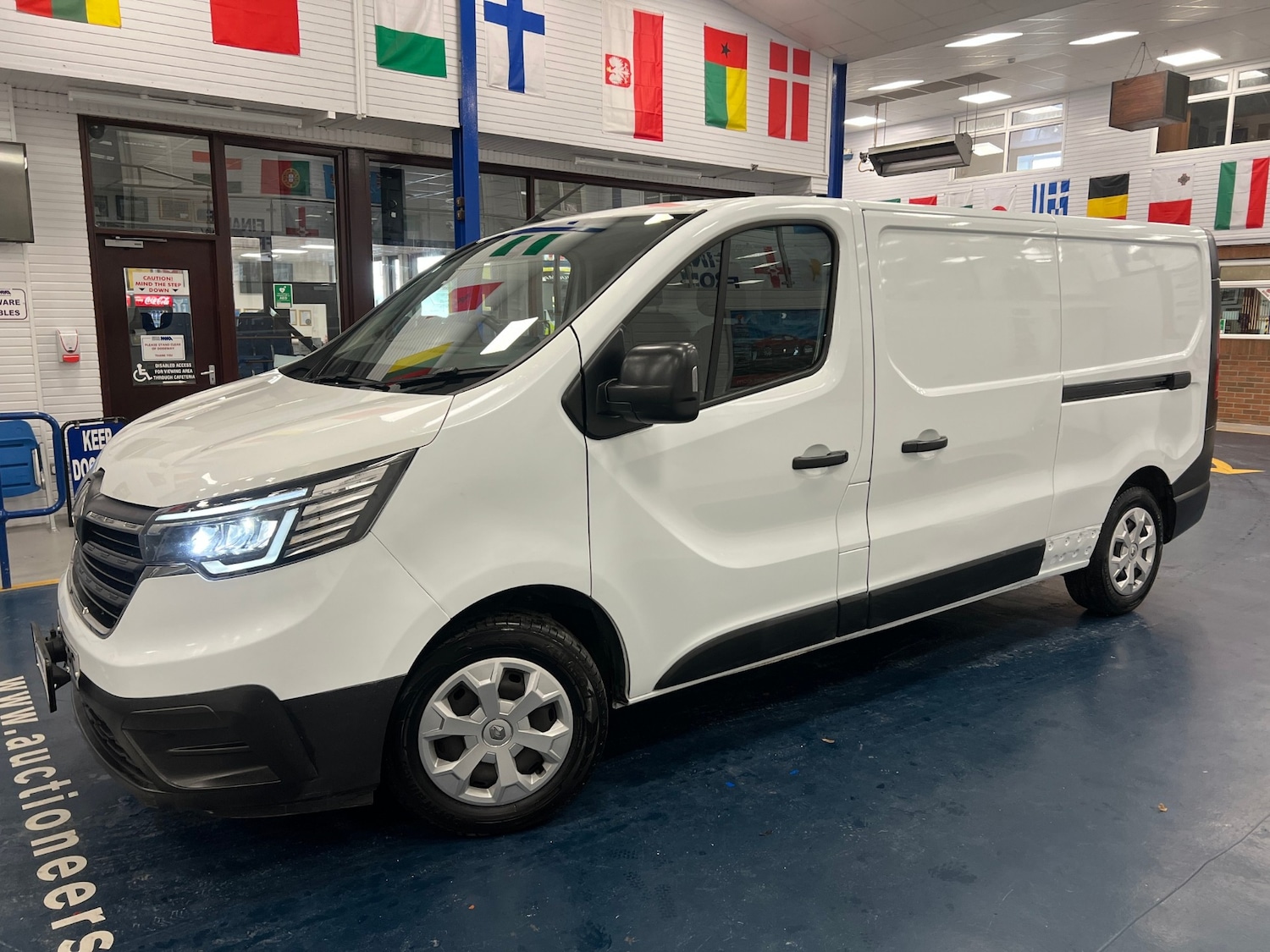 Used Renault Trafic 2022 for sale - 77759072: Photo 3