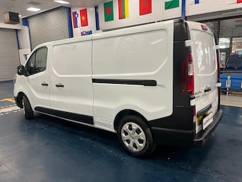 Used Renault Trafic 2022 for sale - 77759072: Photo