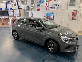 Used Renault Clio 2021 for sale - 75584491: Photo