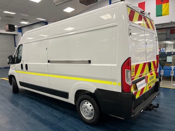 Used Peugeot Boxer 2020 for sale - 76971136: Photo