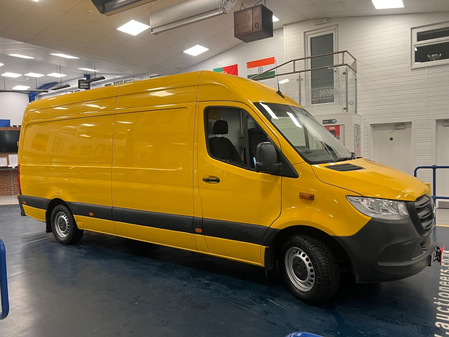 Used Mercedes-Benz Sprinter 2020 for sale - 77903566: Photo 2