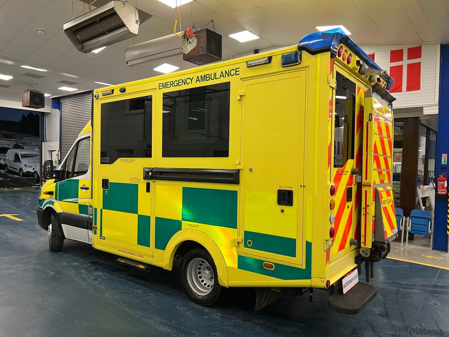 Used Mercedes-Benz Sprinter 2015 for sale - 77337257: Photo 4