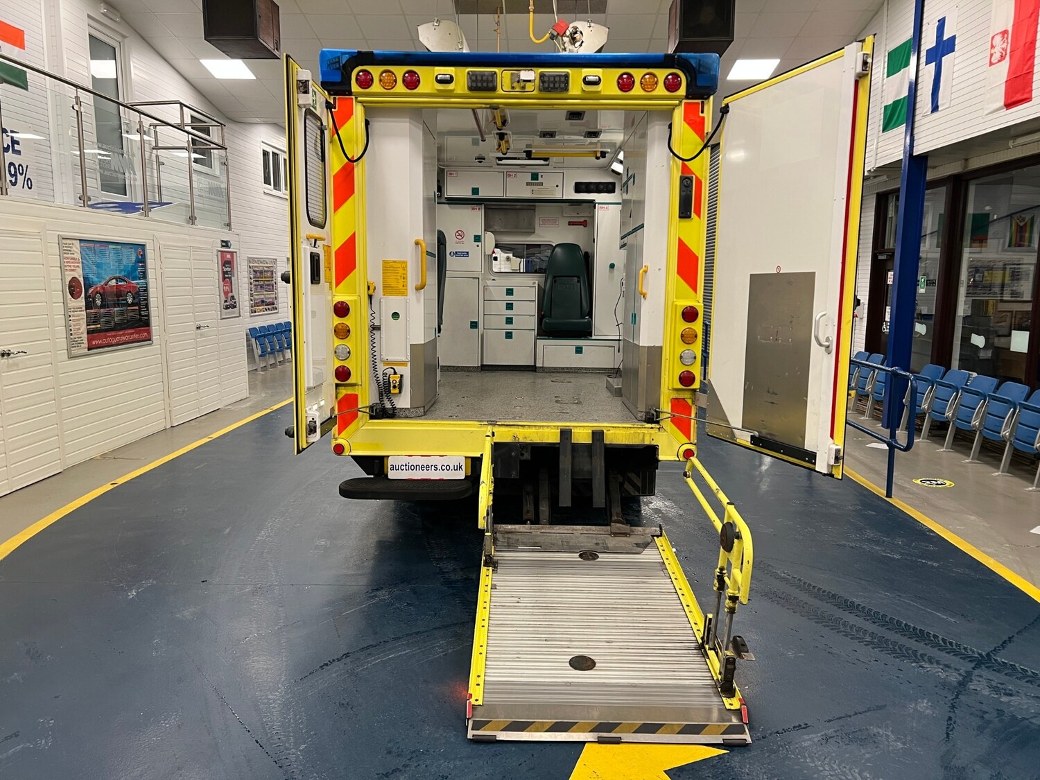 Used Mercedes-Benz Sprinter 2015 for sale - 77337257: Photo 9