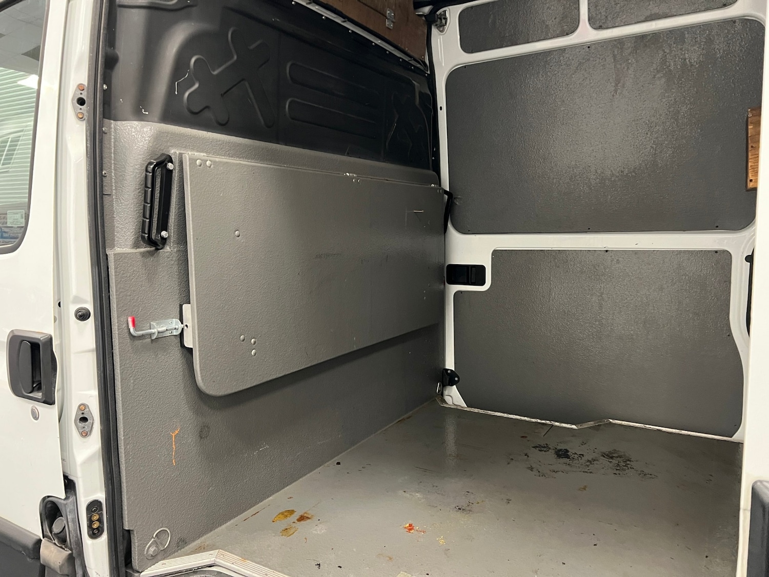 Used Iveco Daily 2014 for sale - 77915450: Photo 13