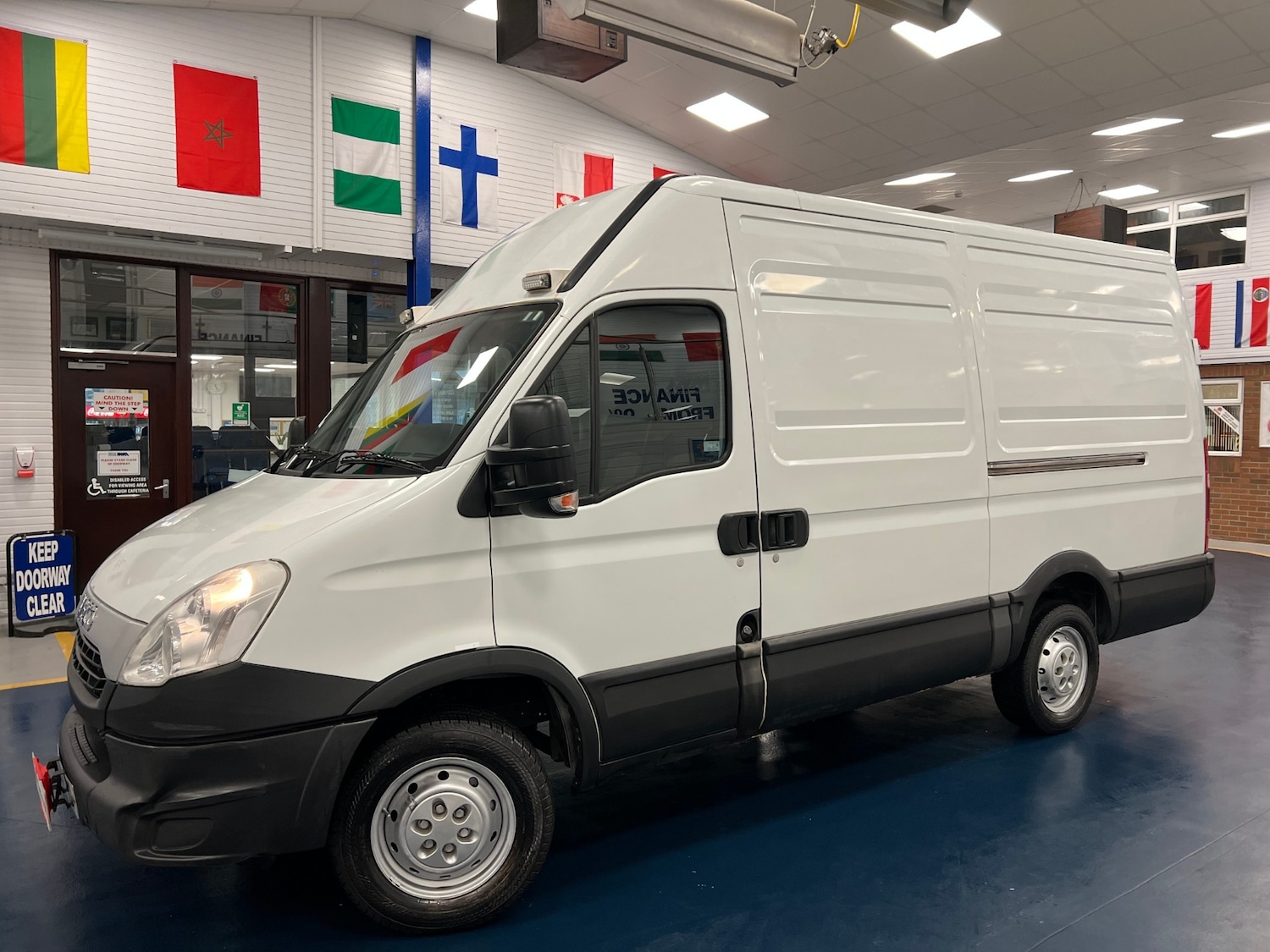 Used Iveco Daily 2014 for sale - 77915450: Photo 3
