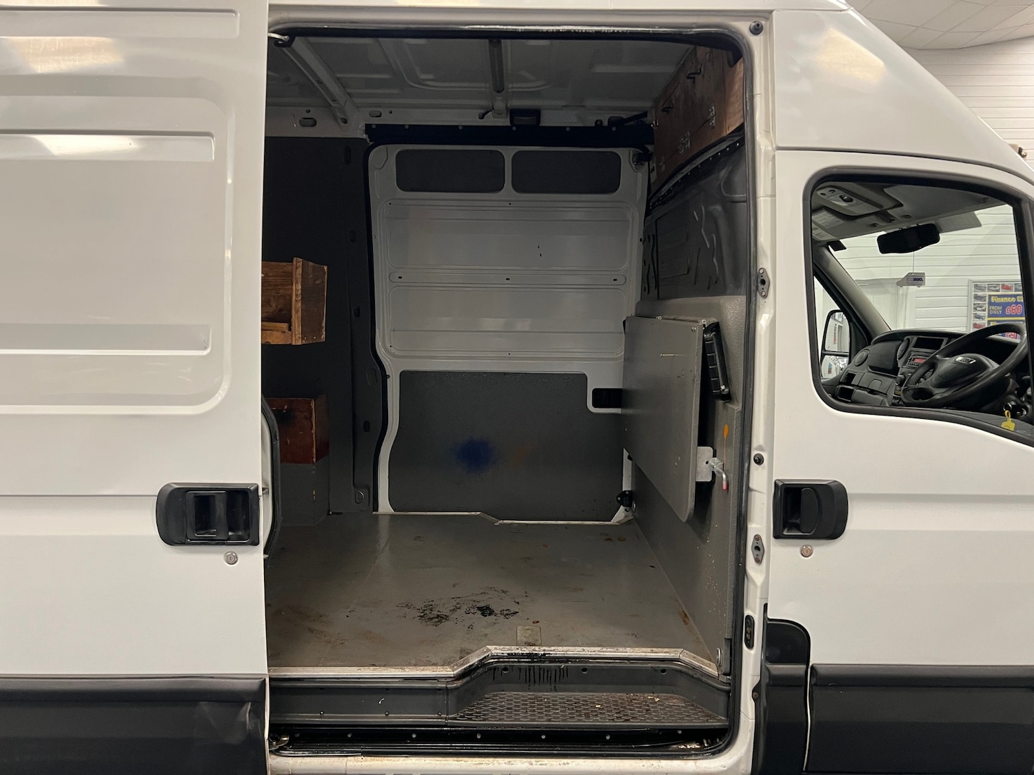 Used Iveco Daily 2014 for sale - 77915450: Photo 7