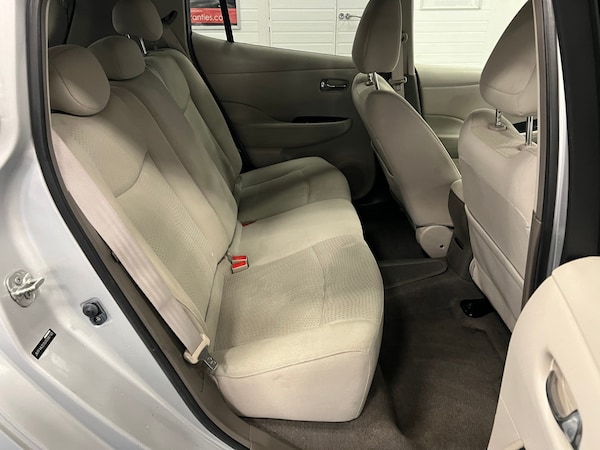 Used Nissan Leaf 2012 for sale - 76262691: Photo 10