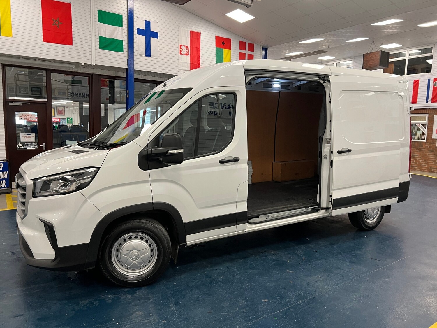 Used Maxus Deliver 9 2023 for sale - 76423721: Photo 6