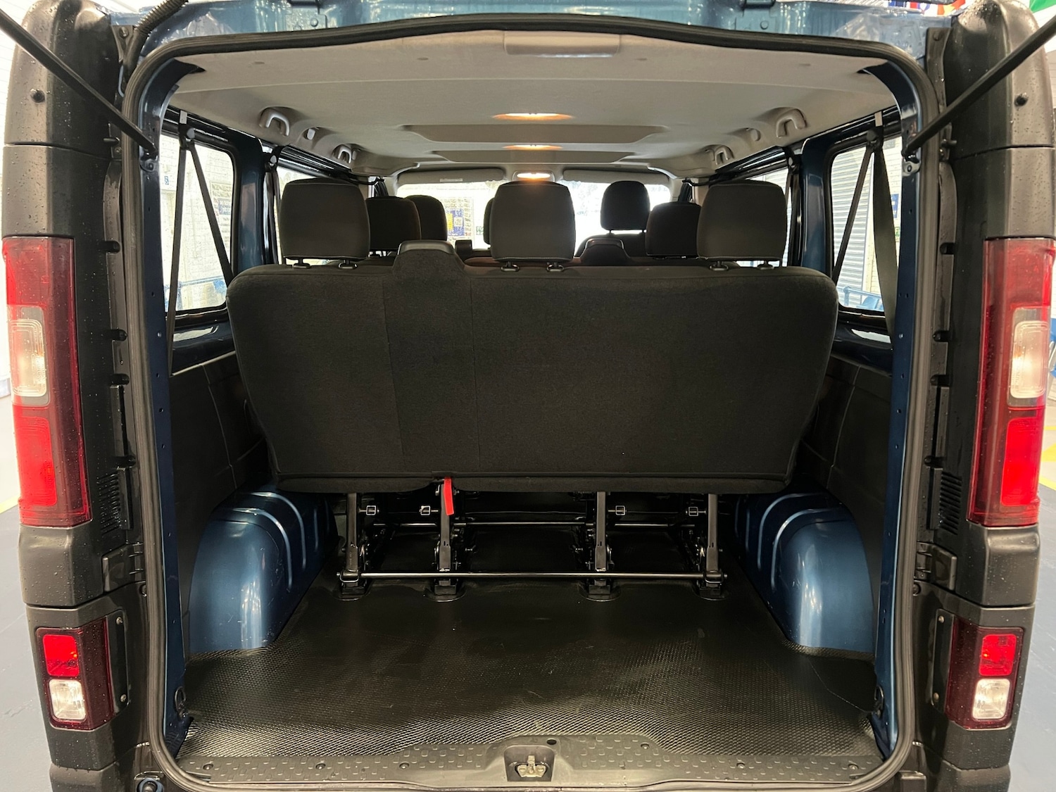 Used Vauxhall Vivaro 2017 for sale - 77459751: Photo 15