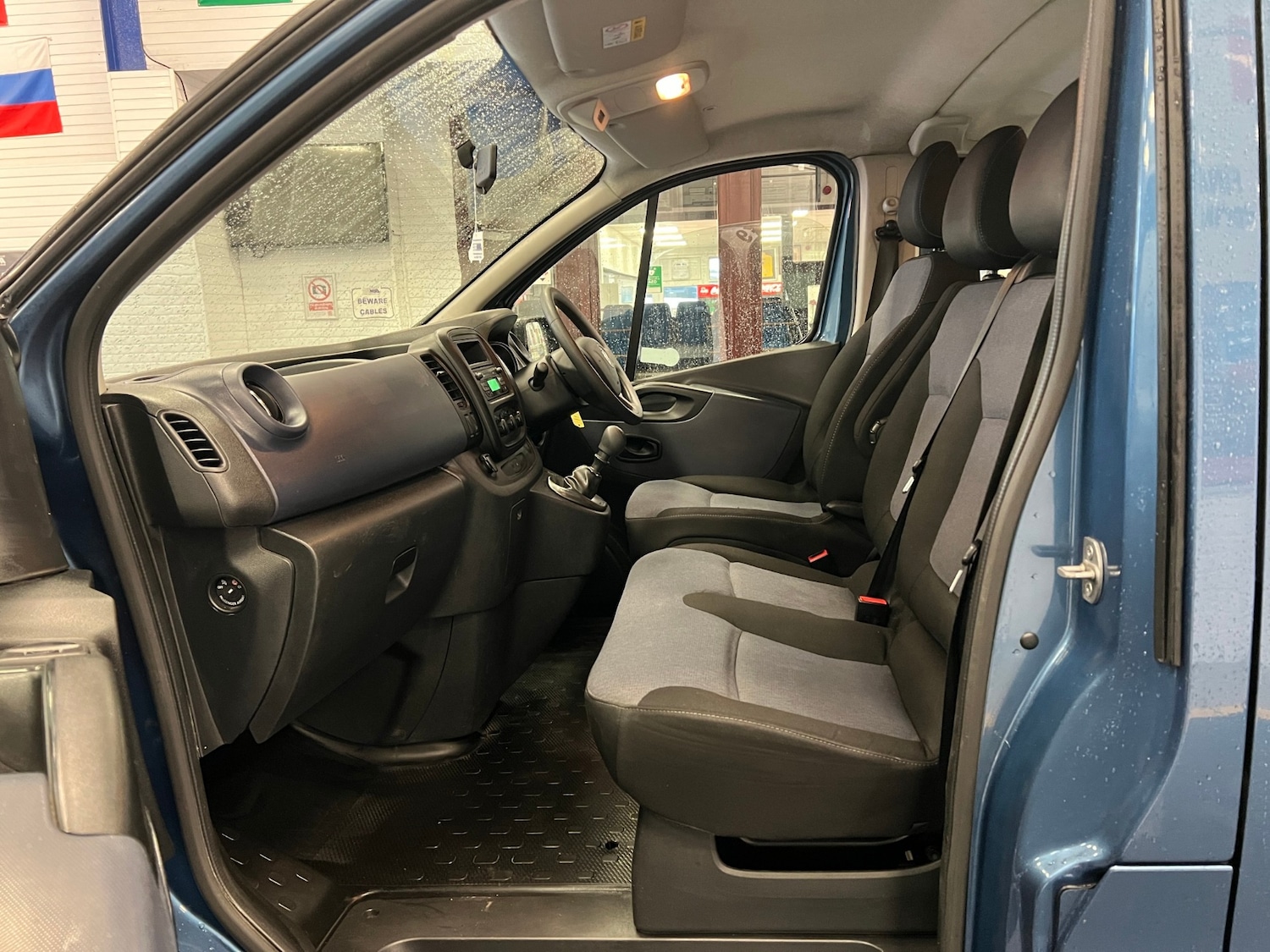 Used Vauxhall Vivaro 2017 for sale - 77459751: Photo 16